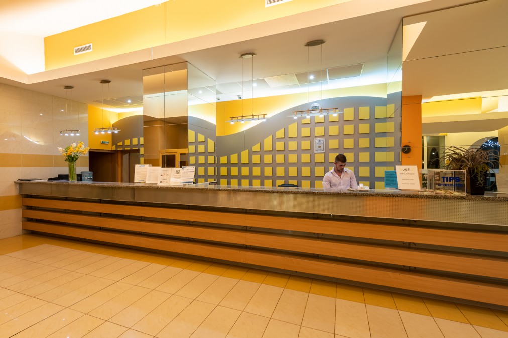 Хотел Тракия Плаза 4* Хотел Тракия Плаза 4*