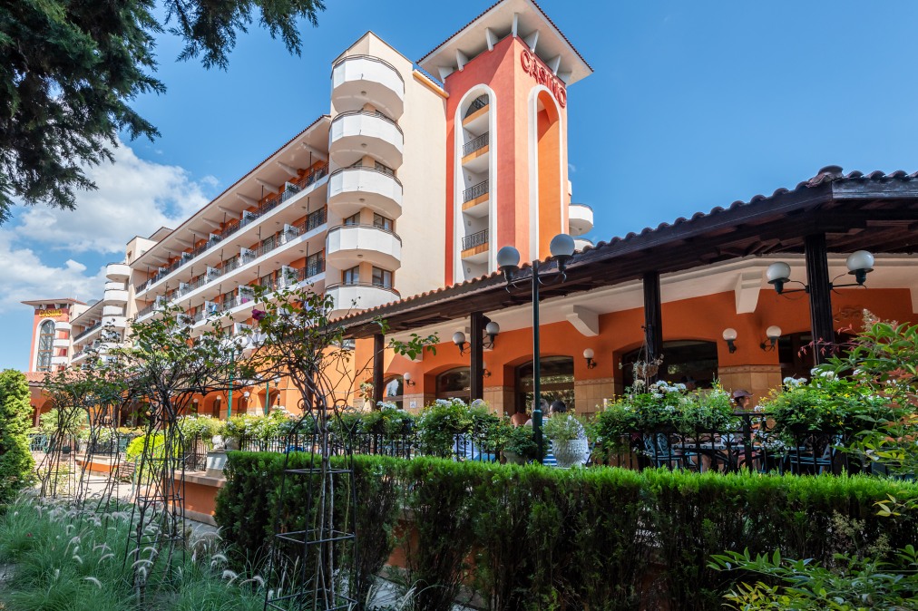 Хотел Хризантема 4* Хотел Хризантема 4*