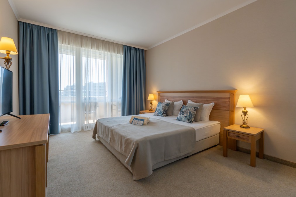 Хотел ДИТ Маджестик Бийч Ризорт 4* Хотел ДИТ Маджестик Бийч Ризорт 4*