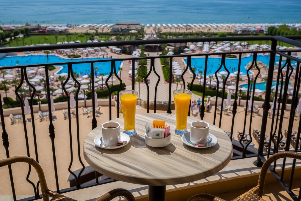 Хотел ДИТ Маджестик Бийч Ризорт 4* Хотел ДИТ Маджестик Бийч Ризорт 4*