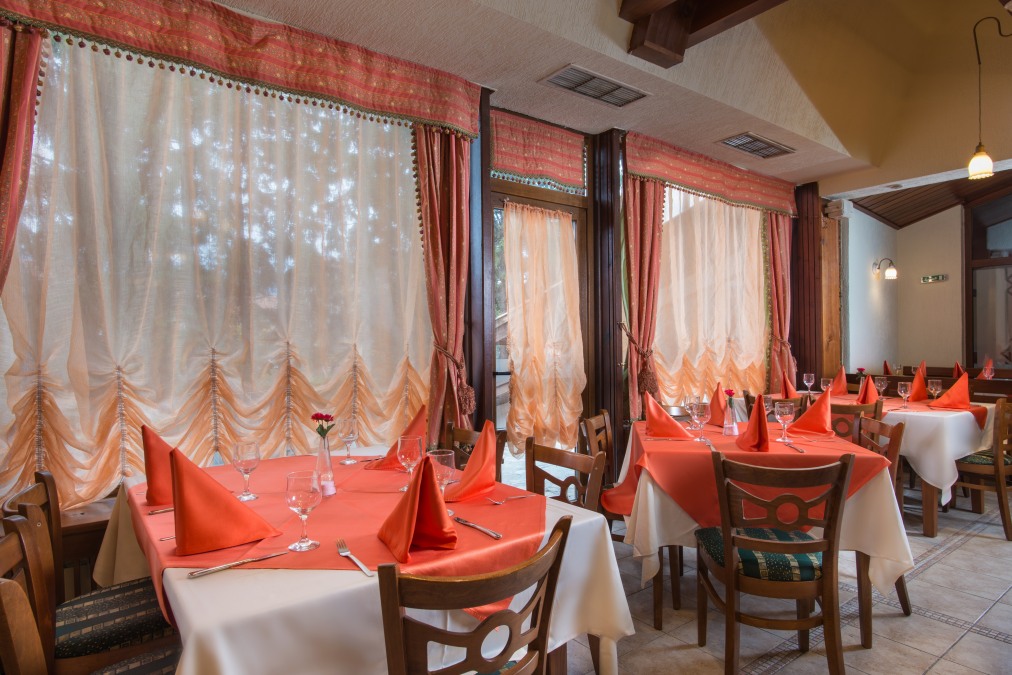 Хотел Пирин 4* Хотел Пирин 4*