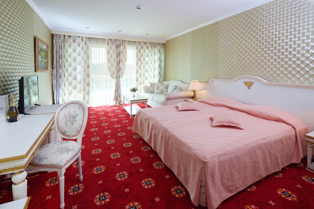 Хотел Планета и Аква парк 5* Хотел Планета и Аква парк 5*