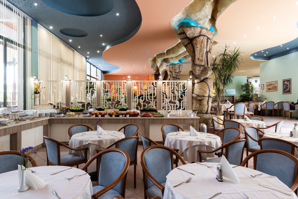 Хотел Тракия 3* Хотел Тракия 3*