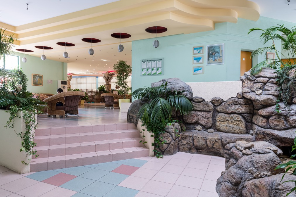 Хотел Тракия 3* Хотел Тракия 3*