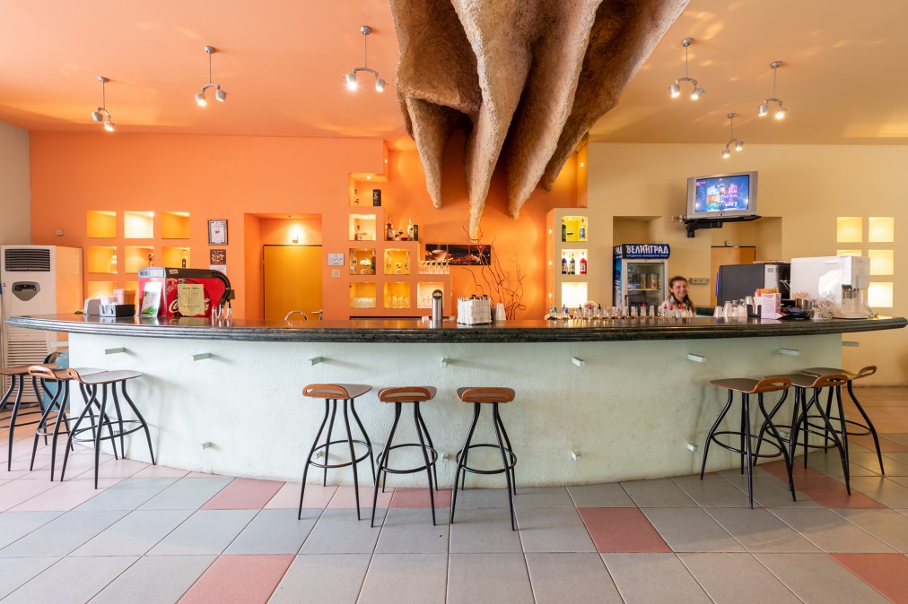 Хотел Тракия 3* Хотел Тракия 3*