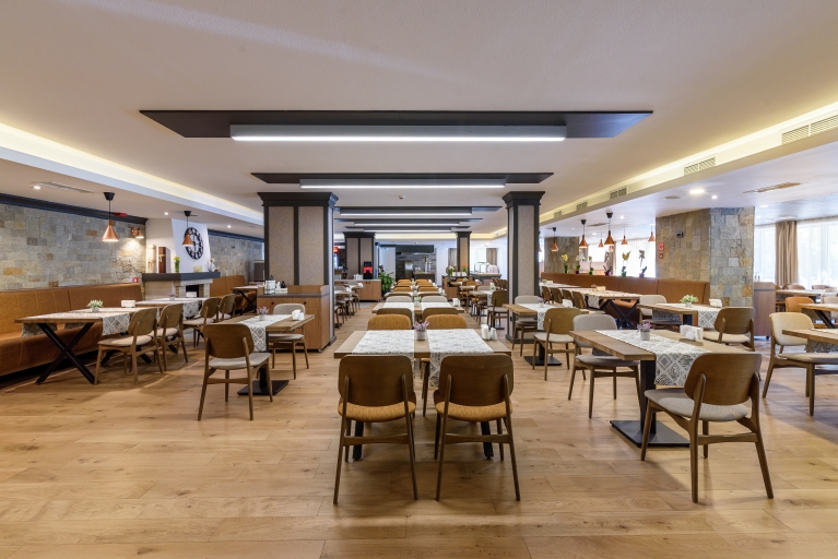 Хотел Лион 4* Хотел Лион 4*