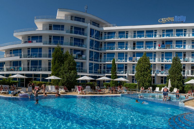 Хотел Куин Нели 4*, Приморско България