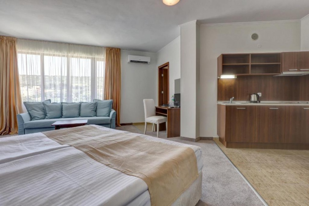 Хотел Континентал 4* Хотел Континентал 4*