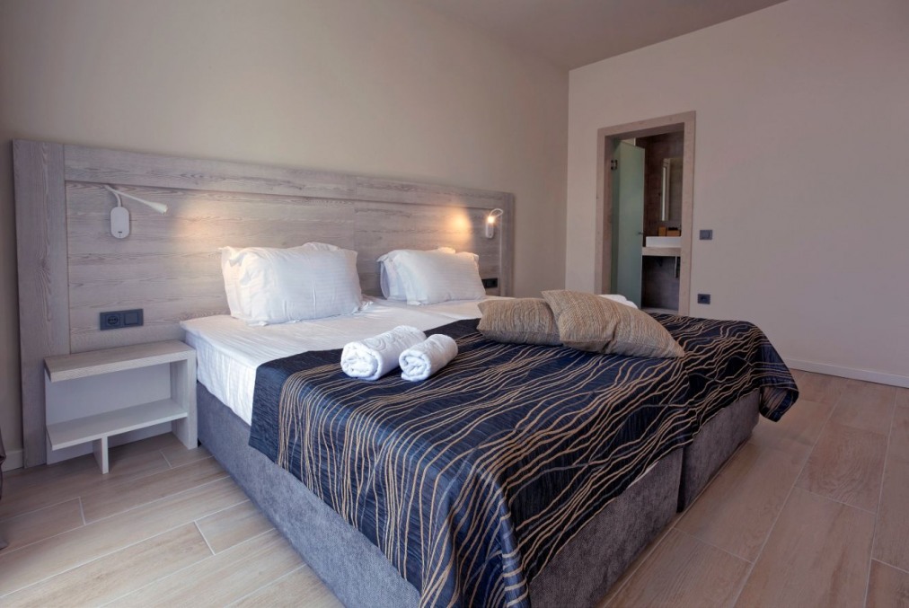 Хотел Луна 4* Хотел Луна 4*