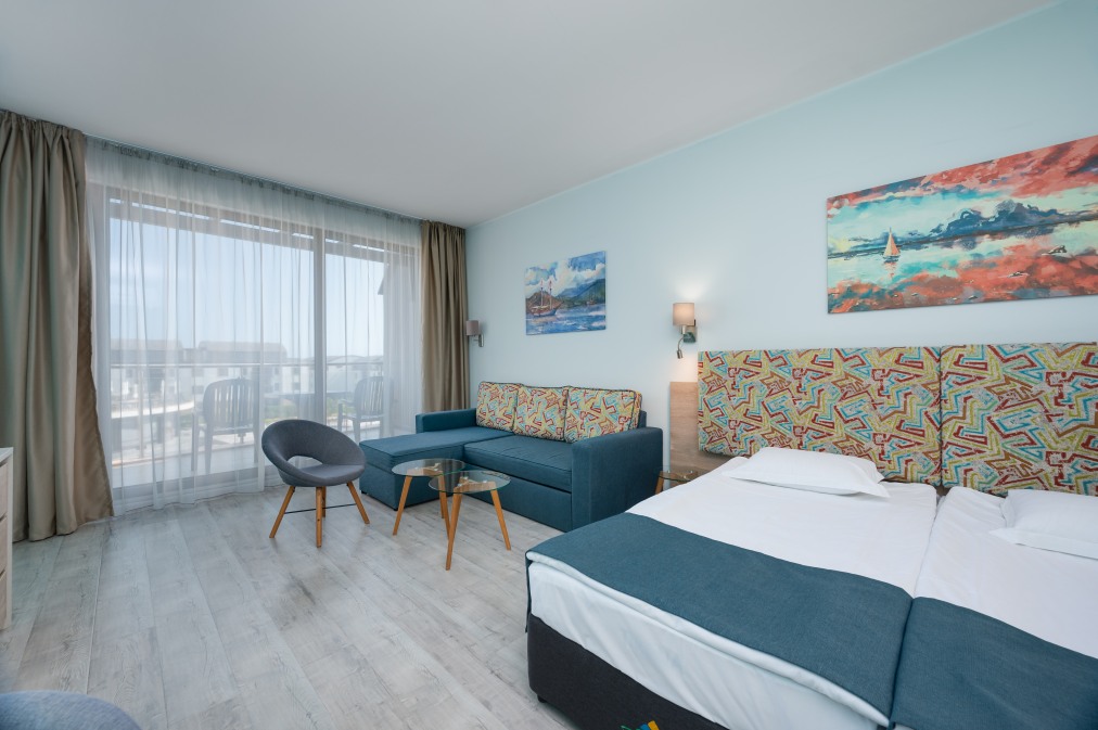 Хотел Топола Скайс Резорт & Аквапарк 3* Хотел Топола Скайс Резорт & Аквапарк 3*