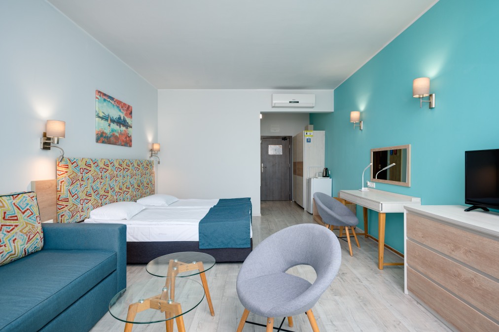 Хотел Топола Скайс Резорт & Аквапарк 3* Хотел Топола Скайс Резорт & Аквапарк 3*