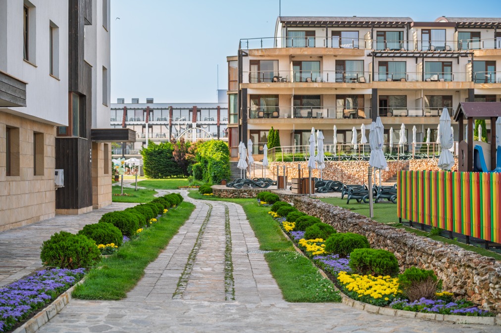 Хотел Топола Скайс Резорт & Аквапарк 3* Хотел Топола Скайс Резорт & Аквапарк 3*