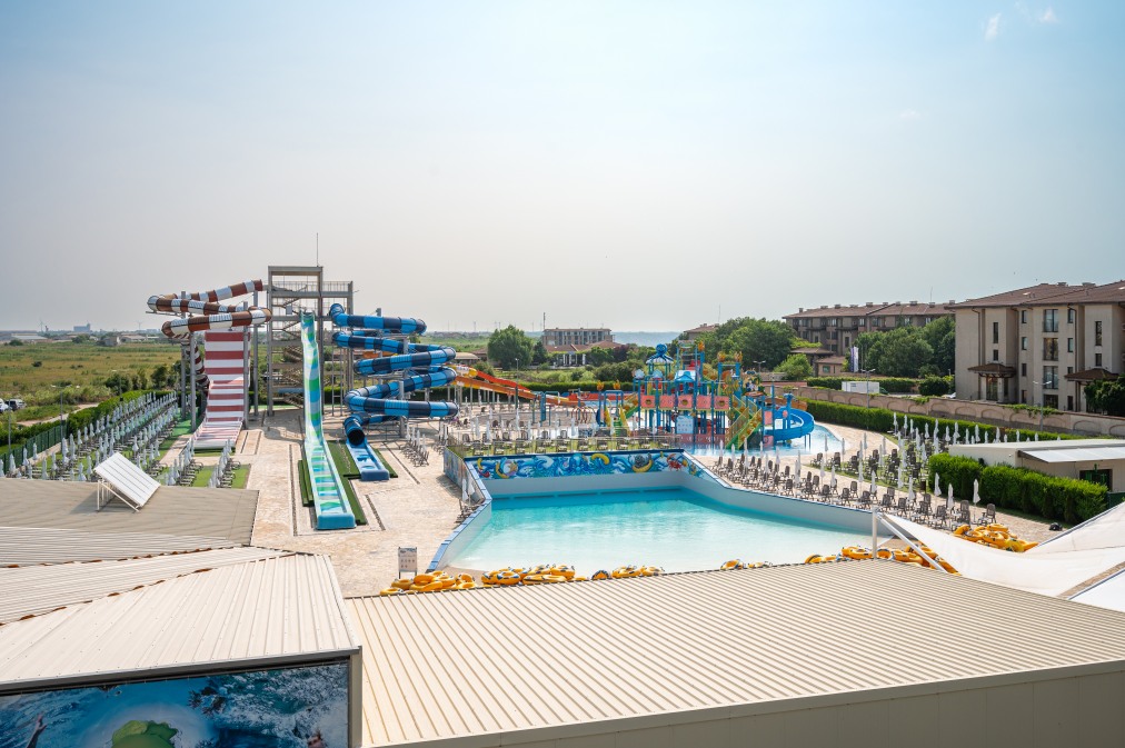 Хотел Топола Скайс Резорт & Аквапарк 3* Хотел Топола Скайс Резорт & Аквапарк 3*
